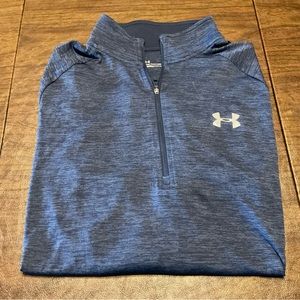 Under Armour men’s medium qtr zip light weight pullover size MD loose heatgear
